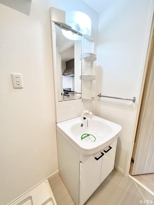 物件内観写真8　(洗面)