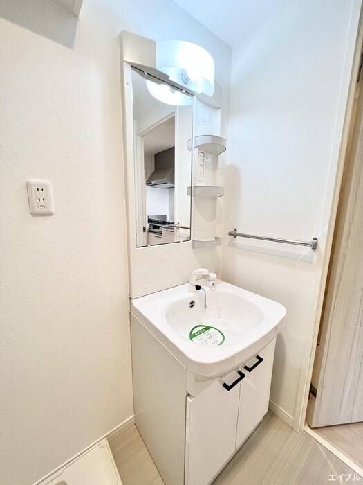 物件内観写真8　(洗面)