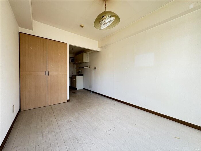 物件内観写真7　(居室)