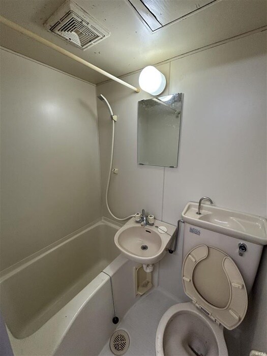 物件内観写真12　(バス／シャワールーム等)