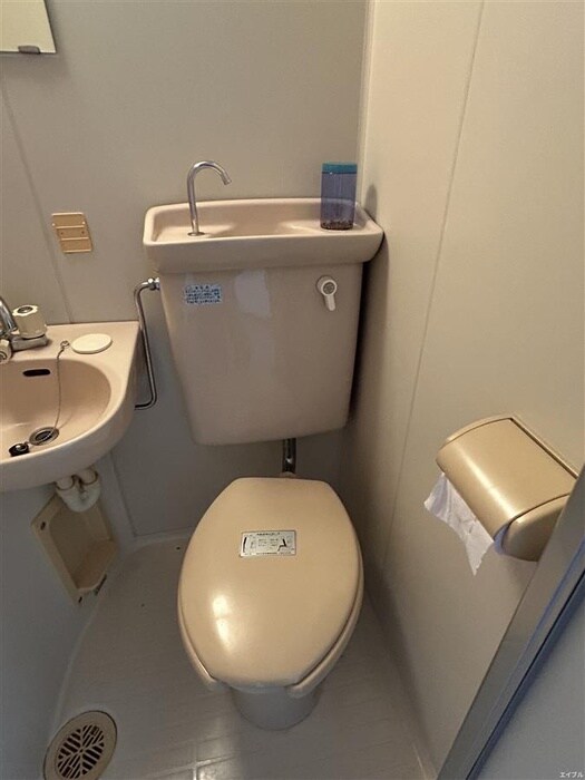 物件内観写真13　(トイレ)