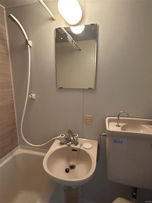 物件内観写真14　(バス／シャワールーム等)