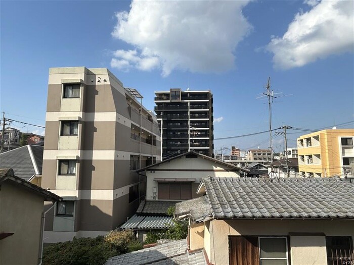 物件内観写真22　(室内からの展望)