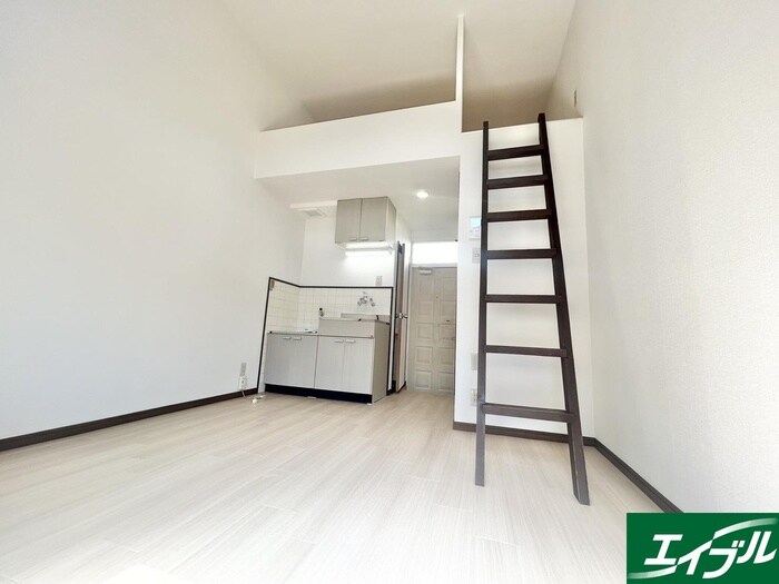 物件内観写真9　(居室)