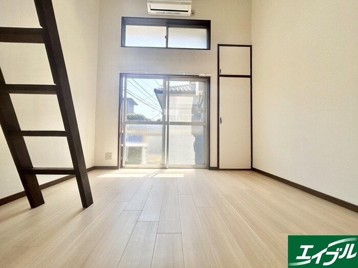 物件内観写真11　(居室)