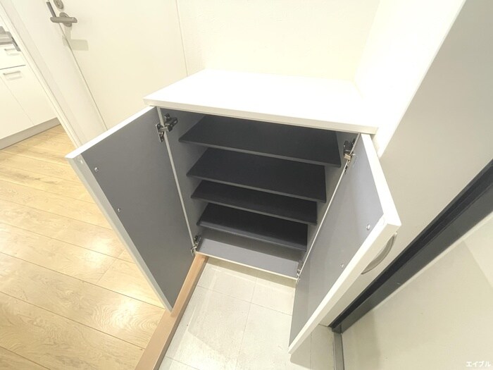 物件内観写真13　(靴箱)