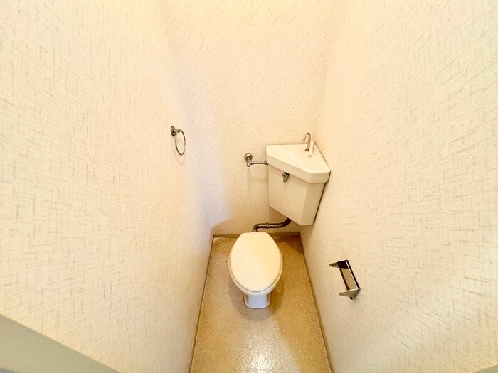 物件内観写真7　(トイレ)