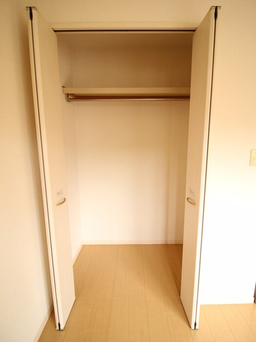 物件内観写真11　(収納)
