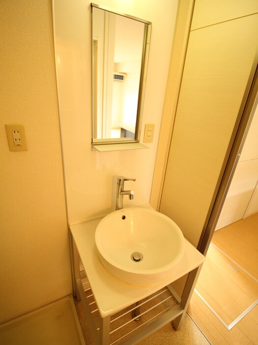 物件内観写真12　(洗面)