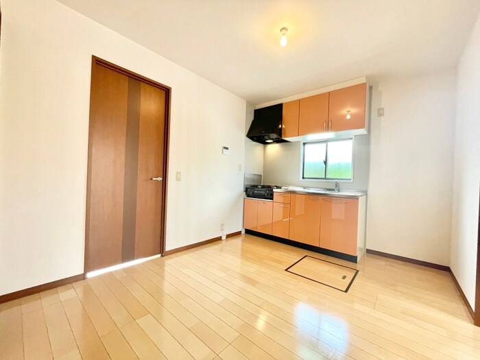 物件内観写真5　(居室)