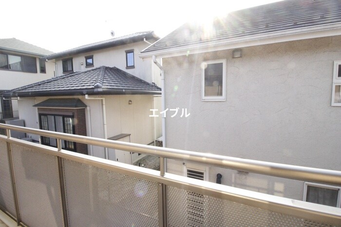 物件内観写真16　(室内からの展望)