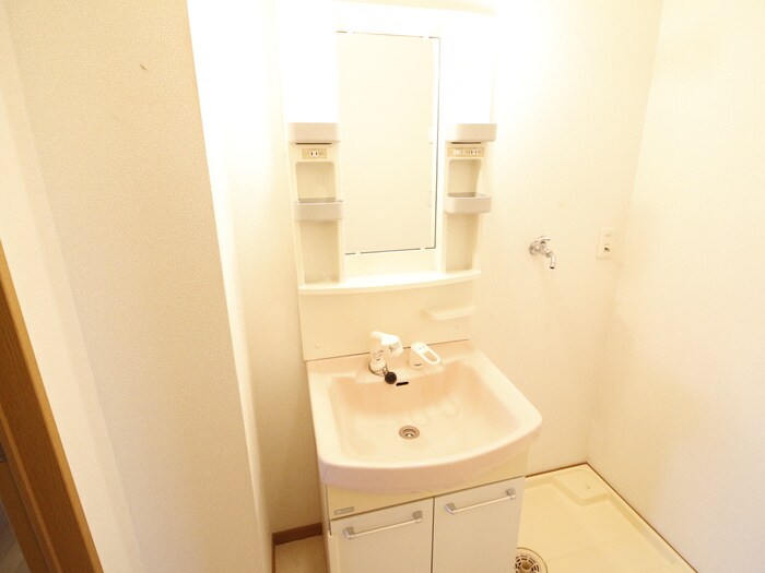 物件内観写真9　(洗面)