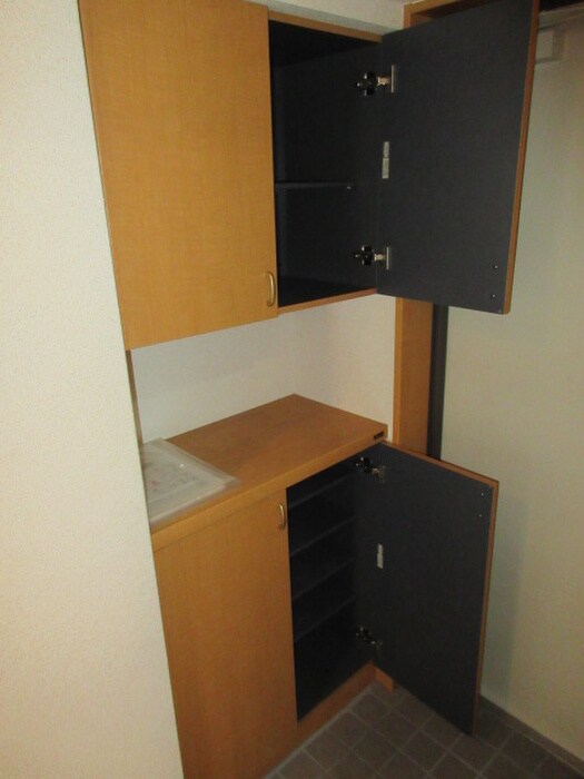 物件内観写真8　(靴箱)