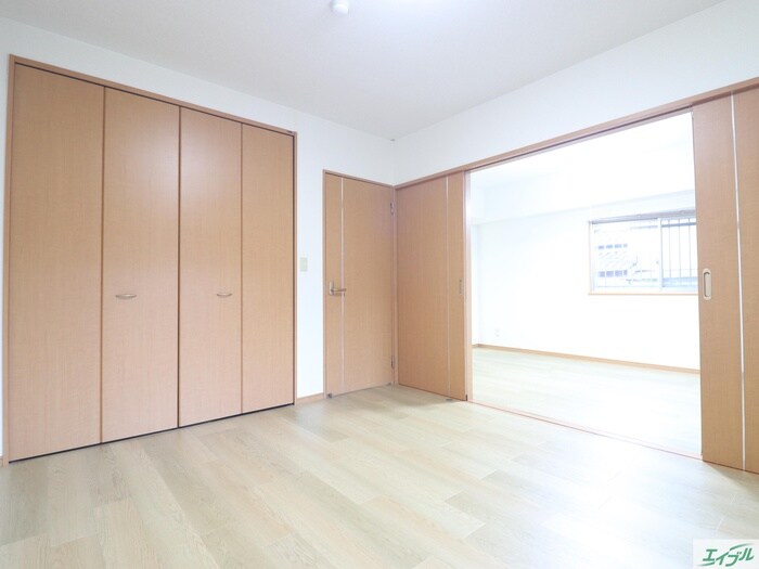 物件内観写真9　(居室)