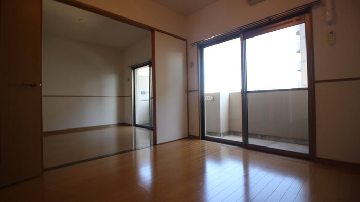 物件内観写真13　(居室)