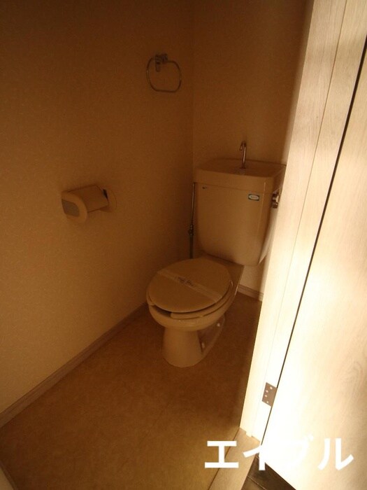 物件内観写真14　(トイレ)