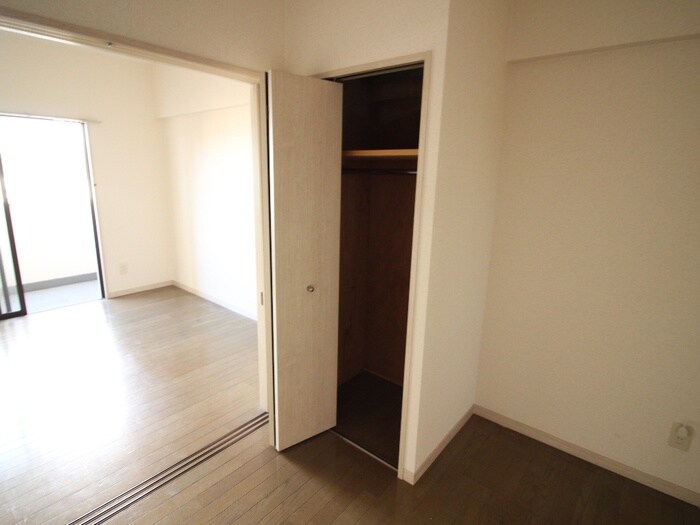 物件内観写真14　(収納)