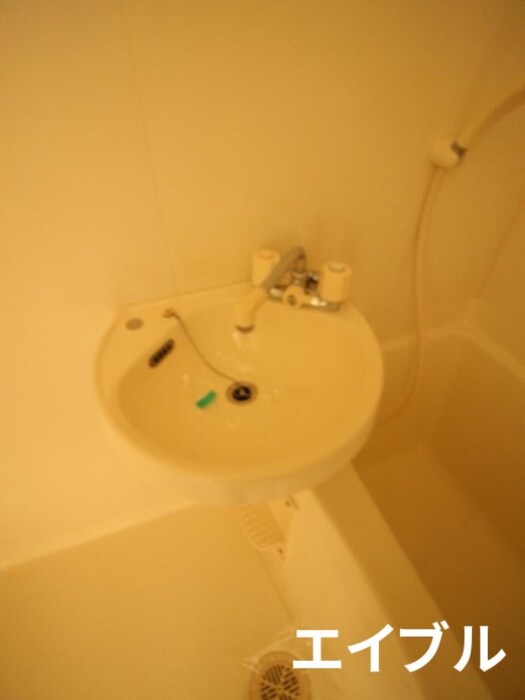 物件内観写真15　(洗面)