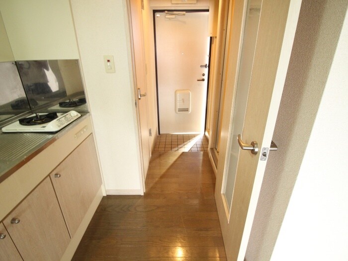 物件内観写真17　(廊下)