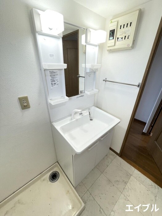 物件内観写真10　(洗面)