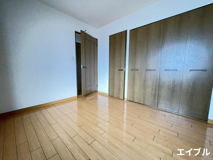 物件内観写真13　(居室)