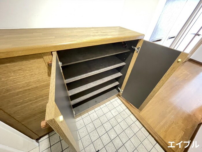 物件内観写真17　(靴箱)