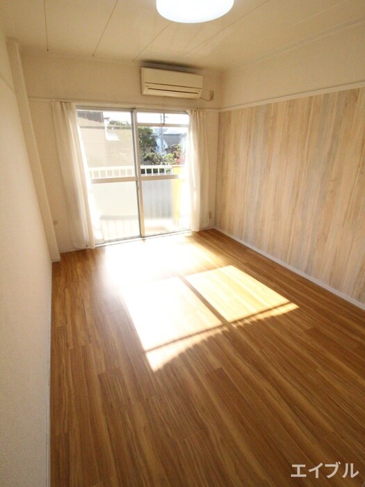 物件内観写真7　(居室)