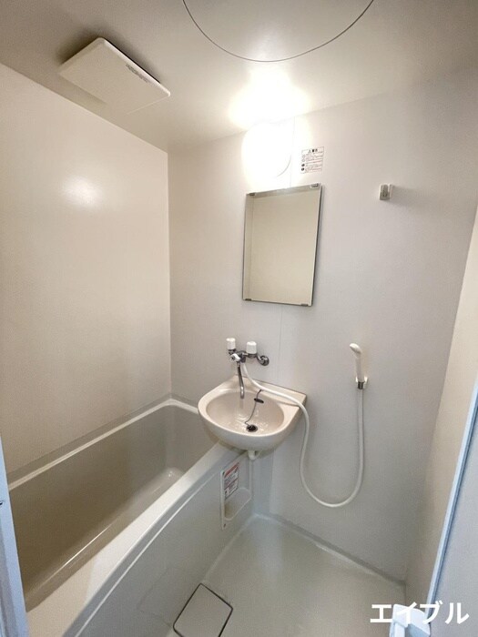 物件内観写真11　(バス／シャワールーム等)