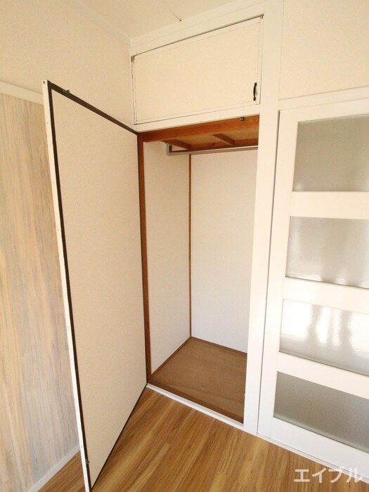 物件内観写真12　(収納)