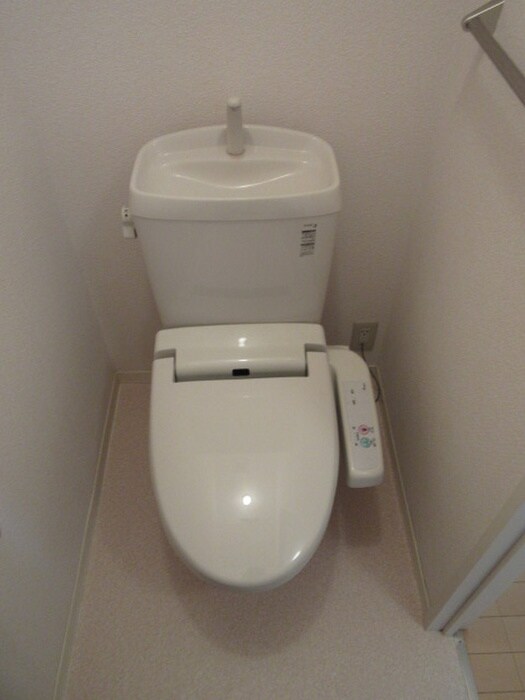 物件内観写真11　(トイレ)