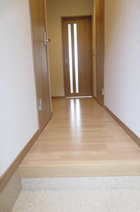 物件内観写真19　(廊下)