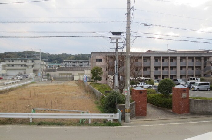 物件内観写真22　(室内からの展望)