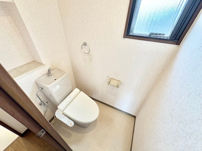 物件内観写真11　(トイレ)