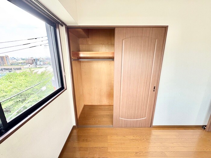 物件内観写真13　(収納)