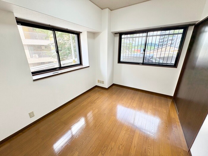 物件内観写真19　(居室)