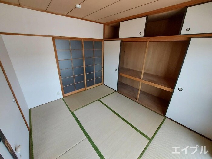 物件内観写真10　(居室)