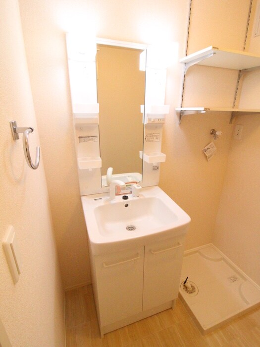 物件内観写真10　(洗面)