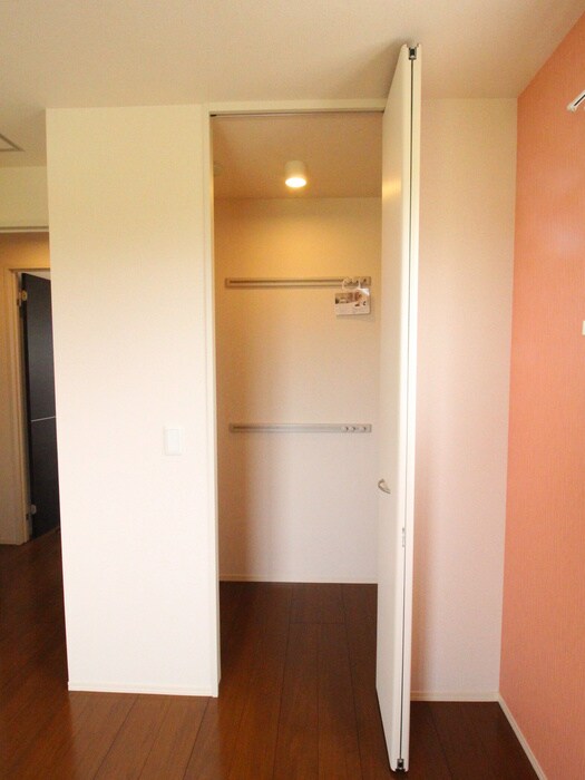 物件内観写真11　(収納)