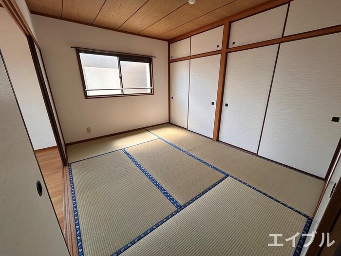 物件内観写真9　(居室)