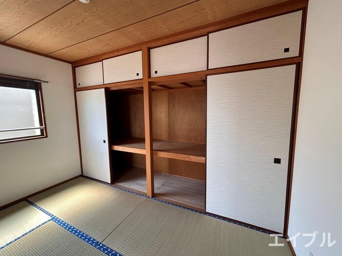 物件内観写真16　(収納)