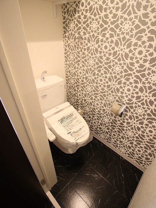 物件内観写真16　(トイレ)