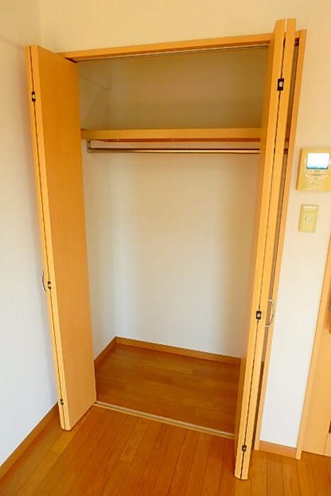 物件内観写真15　(収納)