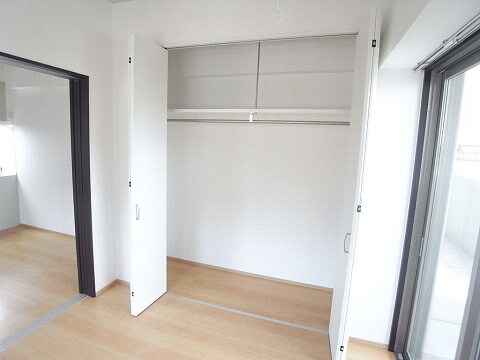 物件内観写真10　(収納)