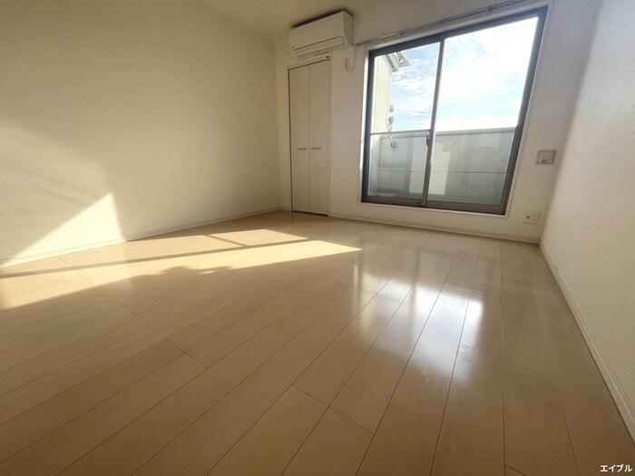 物件内観写真21　(居室)