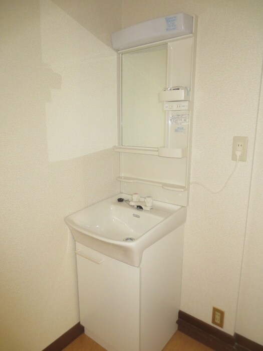 物件内観写真9　(洗面)