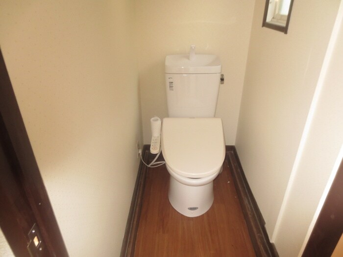 物件内観写真11　(トイレ)