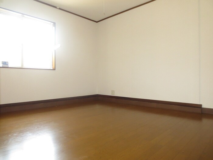 物件内観写真12　(居室)