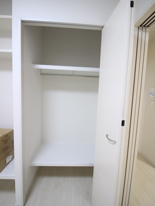 物件内観写真16　(収納)