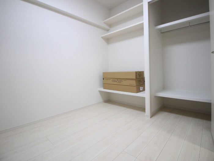物件内観写真18　(収納)