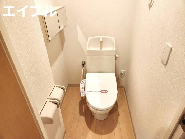 物件内観写真7　(トイレ)